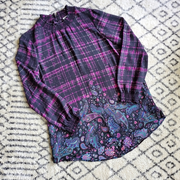 NEW plaid and paisley blouse - Picture 9 of 10